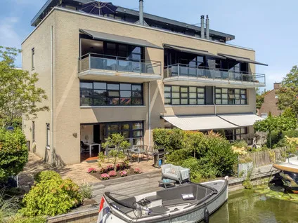 Hoekwoning te koop: Visserkade 26, Bloemenbuurt Lisse