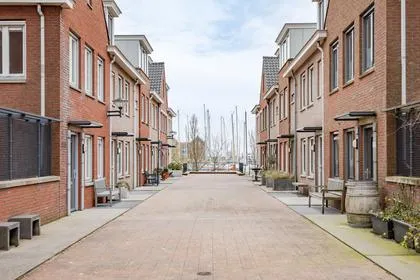 Tussenwoning te koop: Visserseiland 183, Binnenstad - Buurt 10 01 Hoorn