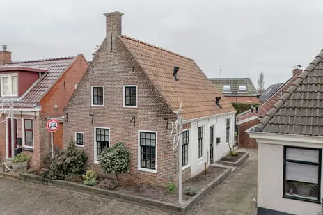 Twee-onder-één-kap te koop: Vissersstraat 4, Zoutkamp Zoutkamp