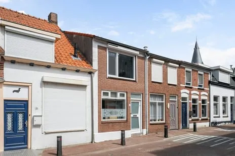 Tussenwoning te koop: Visserstraat 23, Steenbergen-Centrum Steenbergen (Nb)