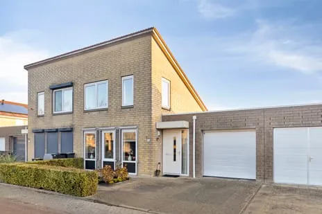 Tussenwoning te koop: Vivaldipad 18, Overzuid Goes