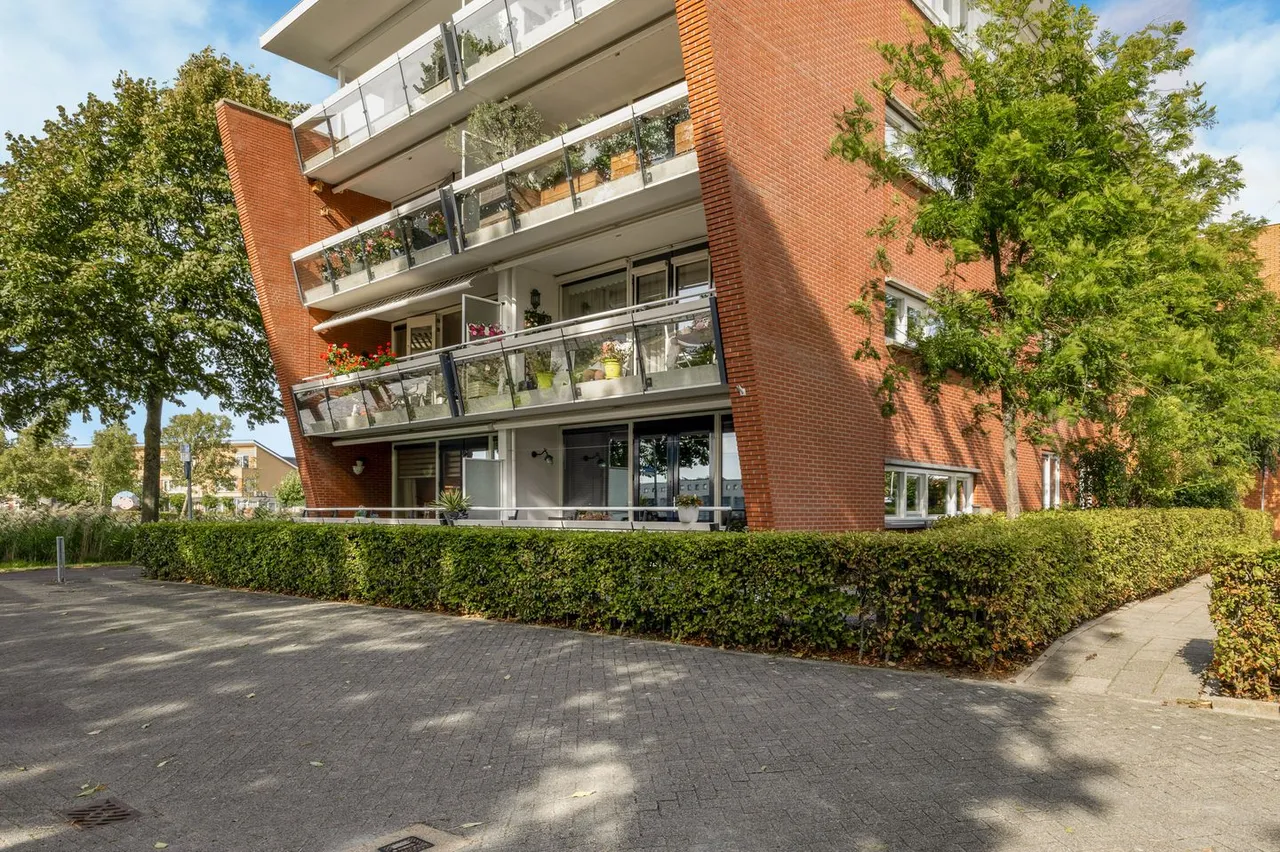 Appartement te koop: Vivaldisingel 3, Nieuw-Vennep