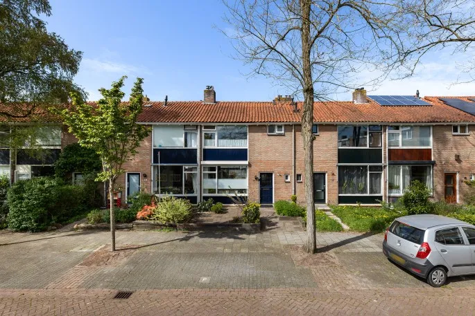 Tussenwoning te koop: Vivaldistraat 15, Zwolle
