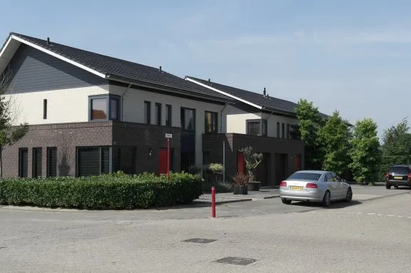 Tussenwoning te huur: Vivaldistraat 4, Oud-Beijerland Poortwijk Oud-Beijerland