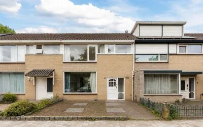 Tussenwoning te koop: Vivaldistraat 63, Stokhasselt Noord-Oost Tilburg