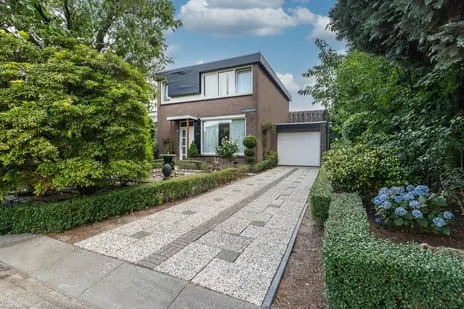 Vrijstaande woning te koop: Vlaanderenhof 5, Dongen