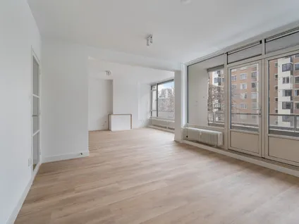 Huurwoning: Vlaskamp 638 in 'S-Gravenhage - €2.150 per maand - 97m²