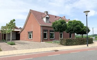 Vrijstaande woning te koop: Vlasstraat 33, Kern Heythuysen Heythuysen