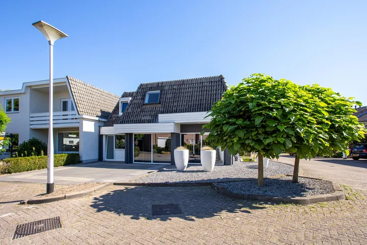 Twee-onder-één-kap te koop: Vlettevaart 10, De Blaak Zuid-West Tilburg