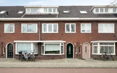 Tussenwoning te koop: Vleutenseweg 383, Nieuw Engeland, Th. a. Kempisplantsoen en omgeving Utrecht