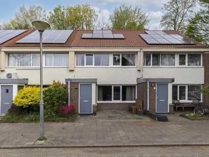 Tussenwoning te koop: Vlierbeek 2, Veldhoven
