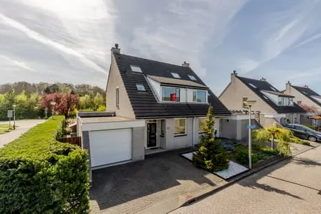 Semi-detached for sale: Vlierbessenstraat 8, Nieuw gebied Rockanje