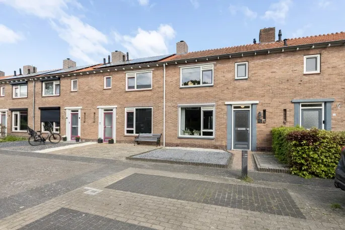 Tussenwoning te koop: Vlierstraat 10, Wezep-Centrum Wezep
