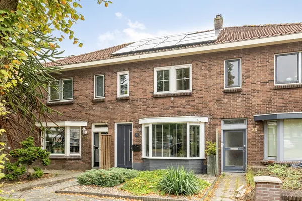 Huurwoning: Vlierstraat 31 in Enschede - €2.750 per maand - 113m²