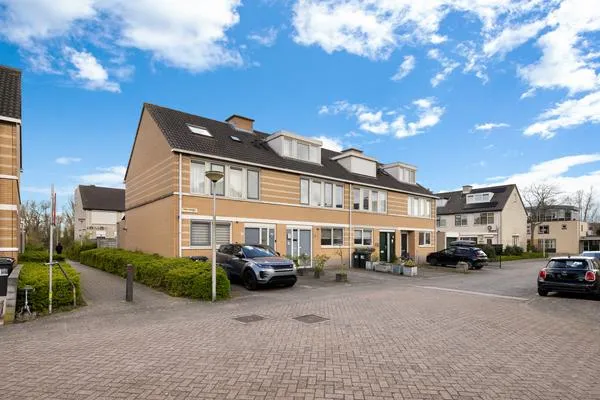 Tussenwoning te koop: Vliervlinder 6, Vlindertuin Diemen