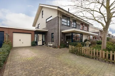 Tussenwoning te koop: Vliestroom 17, Sneek