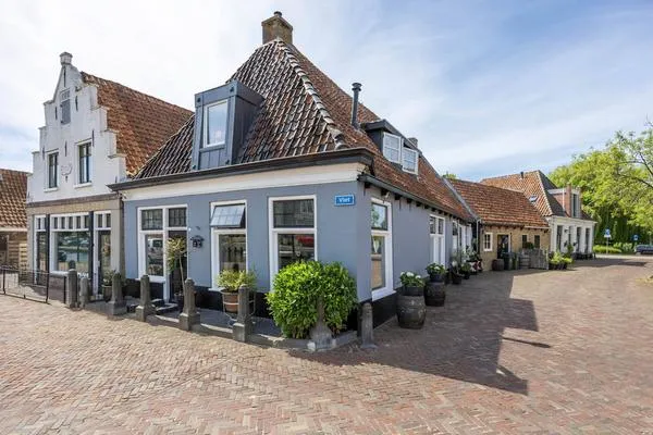 Terraced house for sale: Vliet 2, Franeker Vliet Tuinen en Frisia Franeker