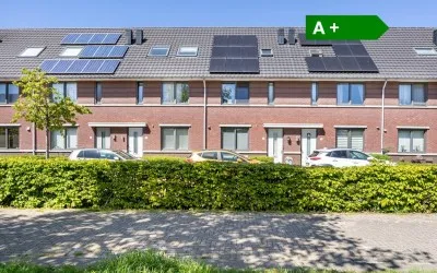Tussenwoning te koop: Vlietpolderstraat 12, Rietbuurt 'S-Gravenhage