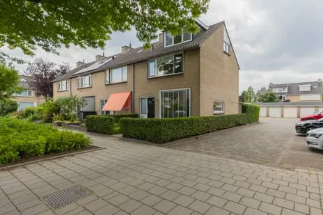 Hoekwoning te koop: Vlietweg 22, Paddewei Barendrecht