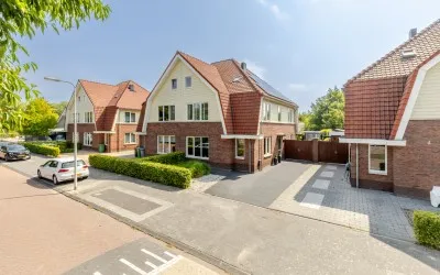 Semi-detached for sale: Vlinderslag 66, Oostvoorne Oostvoorne