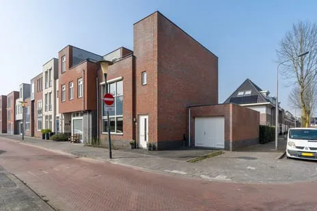Hoekwoning te koop: Vlinderweg 222, Oosteinde Aalsmeer