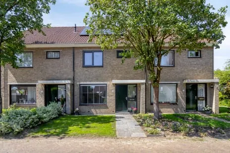 Terraced house for sale: Vlouwakkers 3, Annen Annen