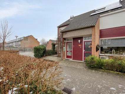 Hoekwoning te koop: Voerakker 11, Ede