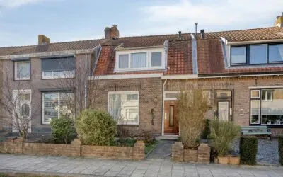 Tussenwoning te koop: Vogelenzang 16, Breskens