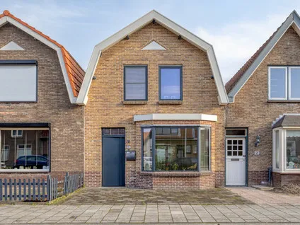 Tussenwoning te koop: Vogelenzang 21, Breskens