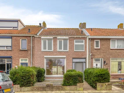 Tussenwoning te koop: Vogelenzang 22, Breskens