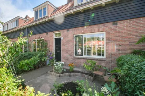 Tussenwoning te koop: Vogelplantsoen 8, Vogelbuurt-Noord Amsterdam