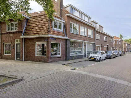 Tussenwoning te koop: Vogelplein 3, Vogeltjesbuurt West Tilburg