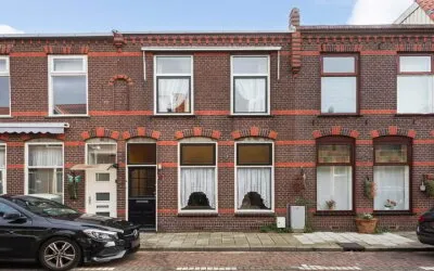 Tussenwoning te koop: Vogeltuinen 18, Nieuw Waldeck 'S-Gravenhage