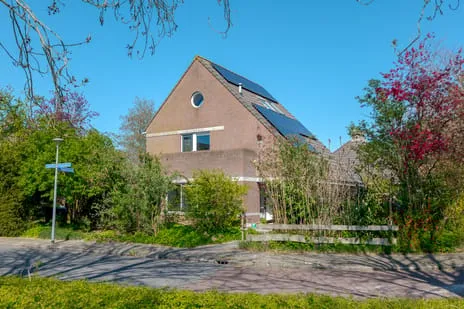 Vrijstaande woning te koop: Vogelwikke 28, Roden West Roden