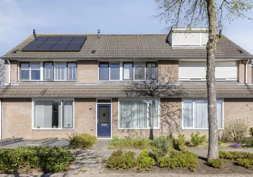 Tussenwoning te koop: Vogelwikke 4, Udenhout
