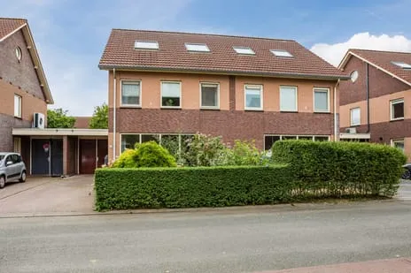 Tussenwoning te koop: Vogelwikke 9, Meppel