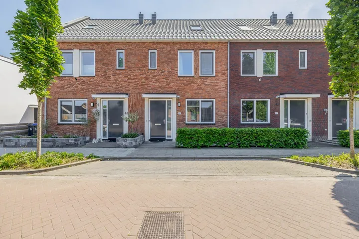 Tussenwoning te koop: Vogelzangsekade 4E, Lopik-Dorp Lopik