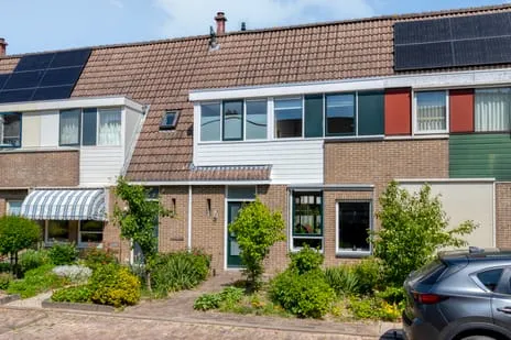 Tussenwoning te koop: Volendamstraat 7, Emmeloord-de Zuidert Emmeloord
