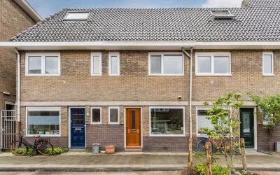 Tussenwoning te koop: Volkerakstraat 10, Rivierenwijk Utrecht