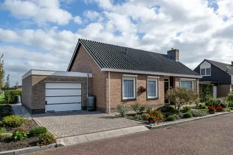 Vrijstaande woning te koop: Volkerakstraat 7, Herkingen buitengebied Herkingen