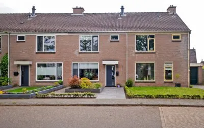 Tussenwoning te koop: Volmachtenlaan 23, Rolde Rolde