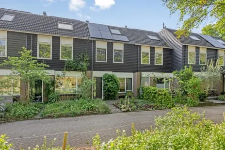 Tussenwoning te koop: Volterbeek 35, Aa-landen-Oost Zwolle