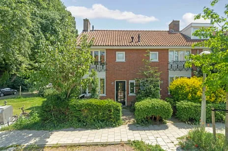 Hoekwoning te koop: Von Liebigweg 50, De Wetbuurt Amsterdam