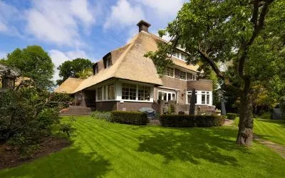 Vrijstaande woning te koop: Vondellaan 34, Vondellaan Beverwijk