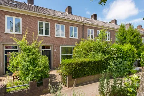 Tussenwoning te koop: Vondellaan 61, Paasberg Arnhem