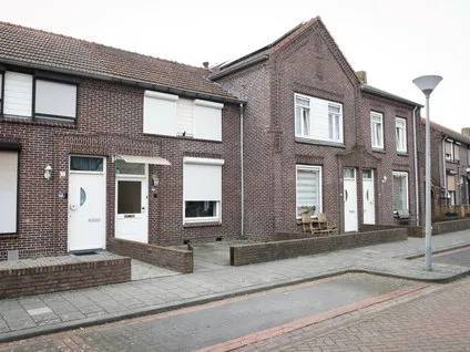 Tussenwoning te koop: Vondelstraat 14, Roermondse Veld Roermond