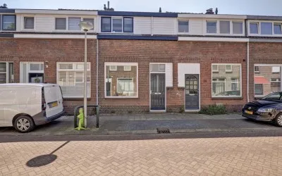 Tussenwoning te koop: Vondelstraat 21, De Korte Akkeren Oud Gouda