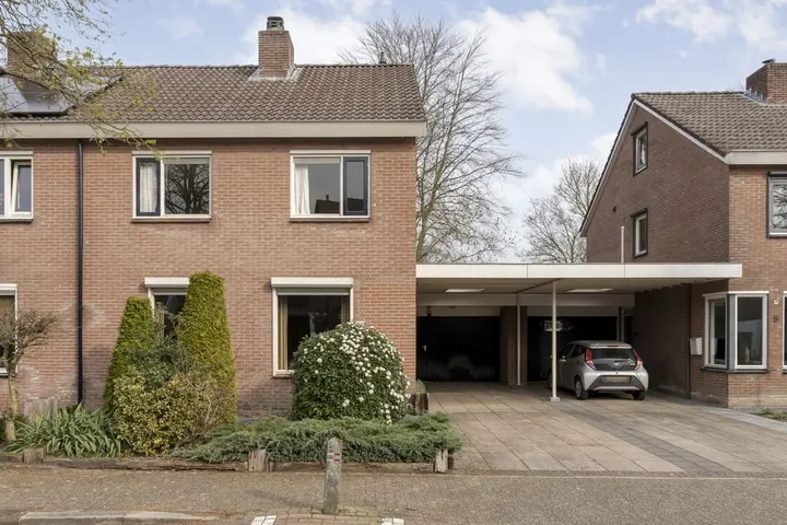 Tussenwoning te koop: Vondelstraat 3, Tubbergen