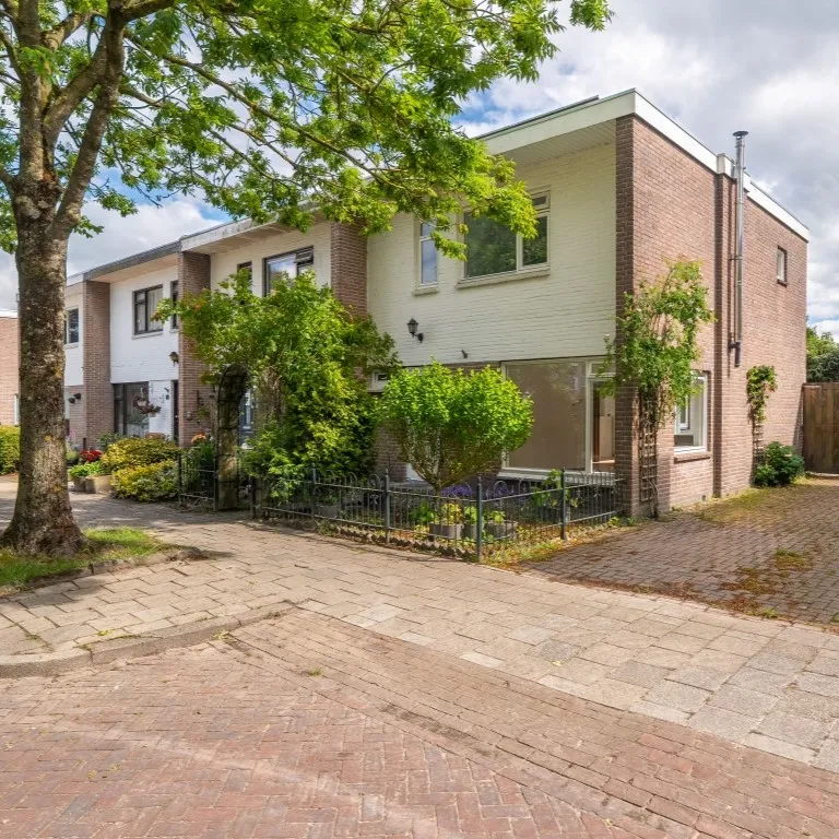 Hoekwoning te koop: Vondelstraat 76, Hoogezand