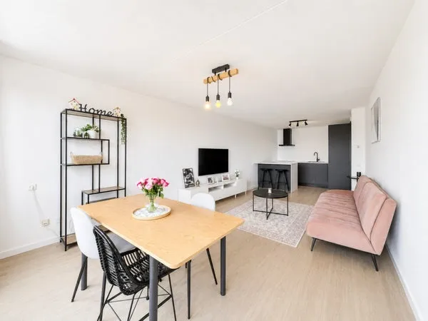 Home for rent: Vondelweg, Rubroek Rotterdam